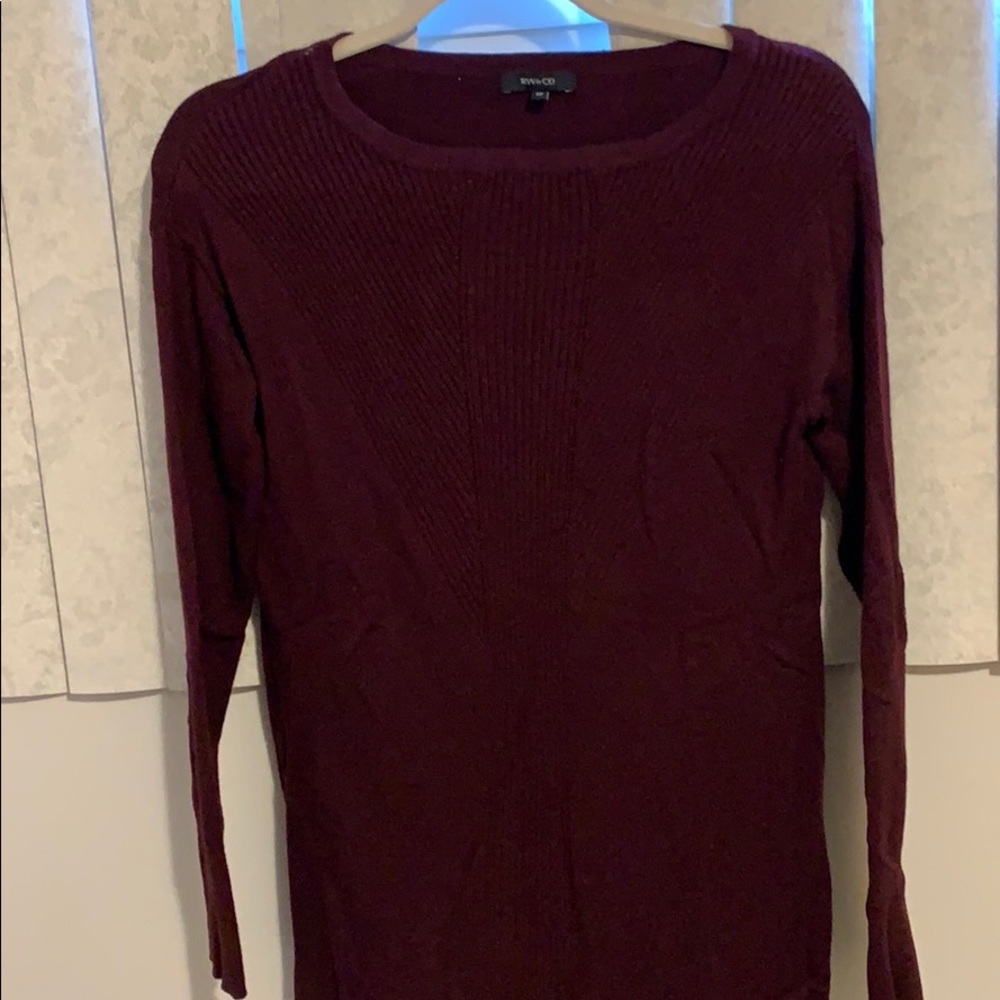 Sweater - Picture 3 of 4